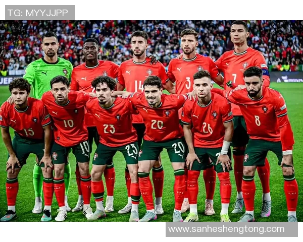 足球明星精彩射门慢动作集锦让你领略足球魅力与技巧的完美结合 足球明星精彩射门慢动作集锦让你领略足球魅力与技巧的完美结合