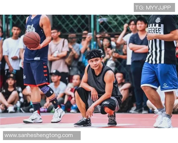 篮球明星段的传奇之路与背后故事揭秘,探讨他如何影响篮球界与年轻球员成长 篮球明星段的传奇之路与背后故事揭秘,探讨他如何影响篮球界与年轻球员成长